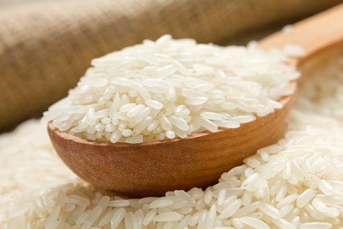 beauty-treatments-with-the-rice-at-home