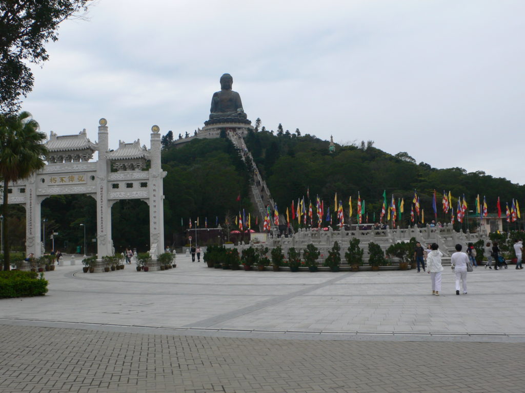 Po_Lin_Monastery,_Lantau_Island,_Hongkong