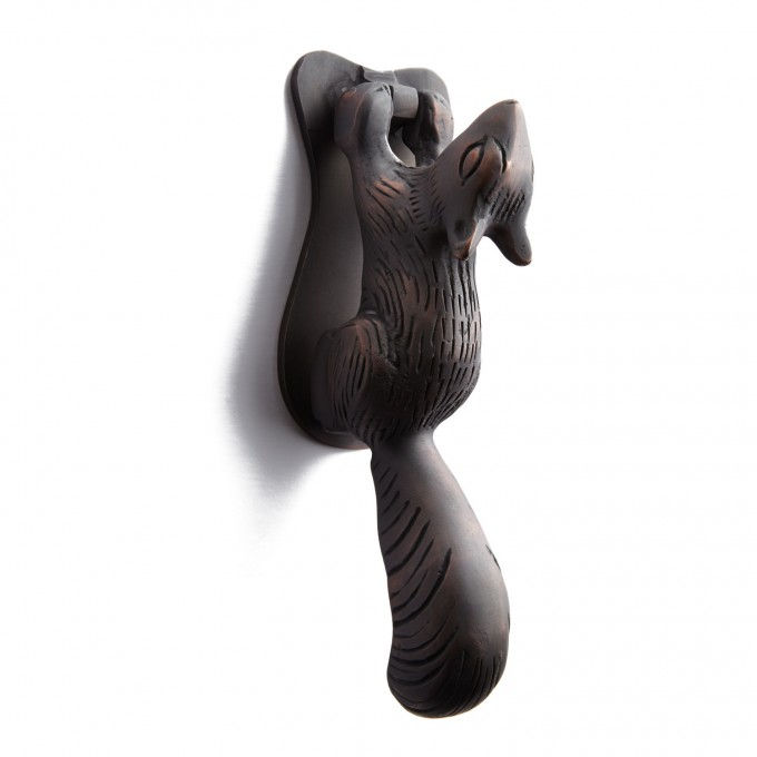 415276-squirrel-door-knocker-oil-rubbed-bronze