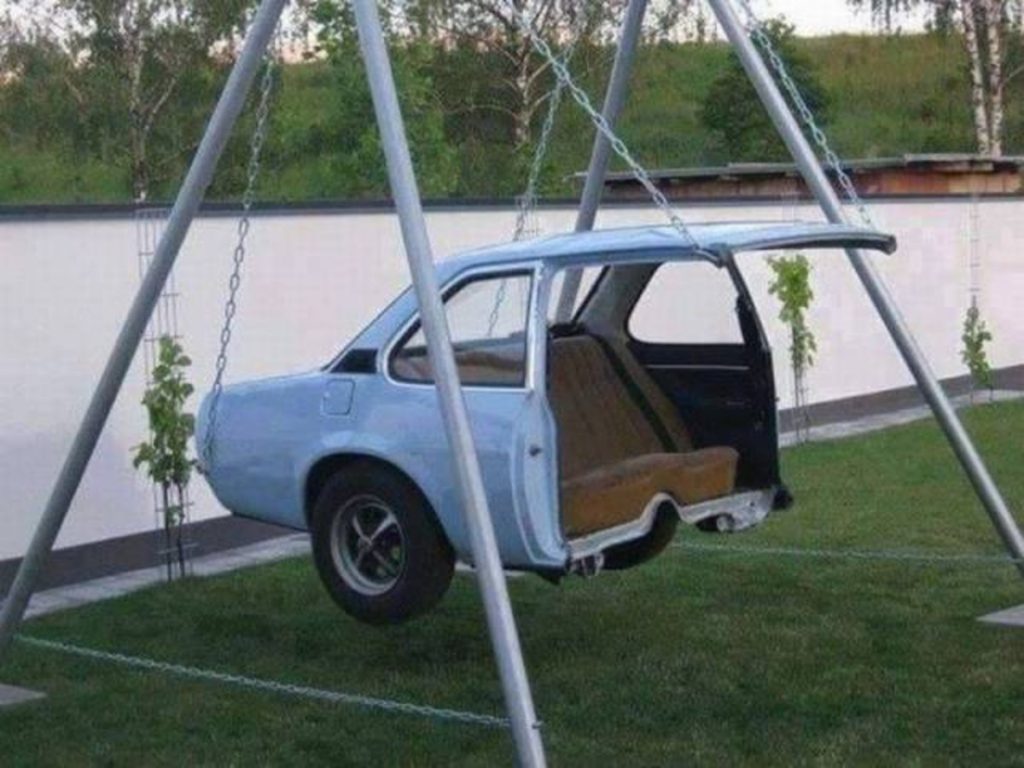 swing car